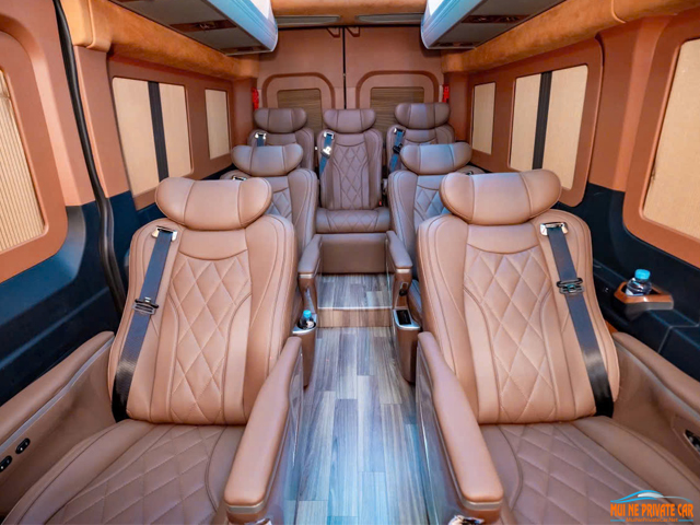 limousine-interior