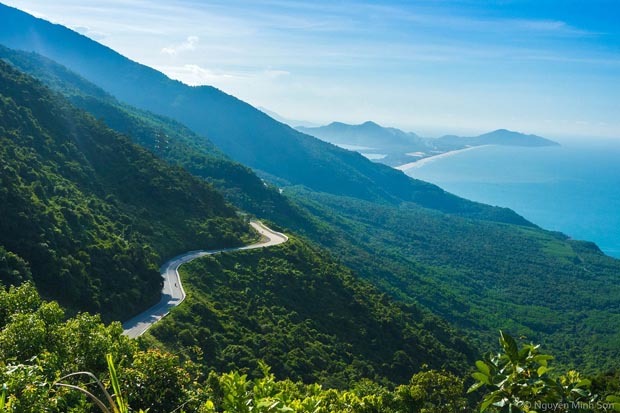 The Hai Van Pass on the drive from Da Nang to Phong Nha