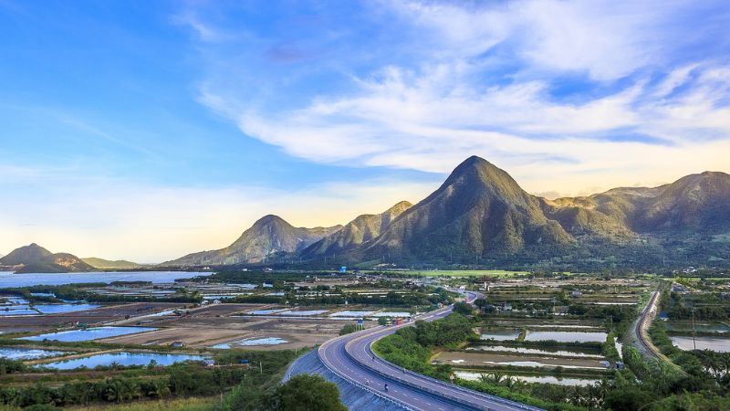Seamless Coast to City Private Transfer