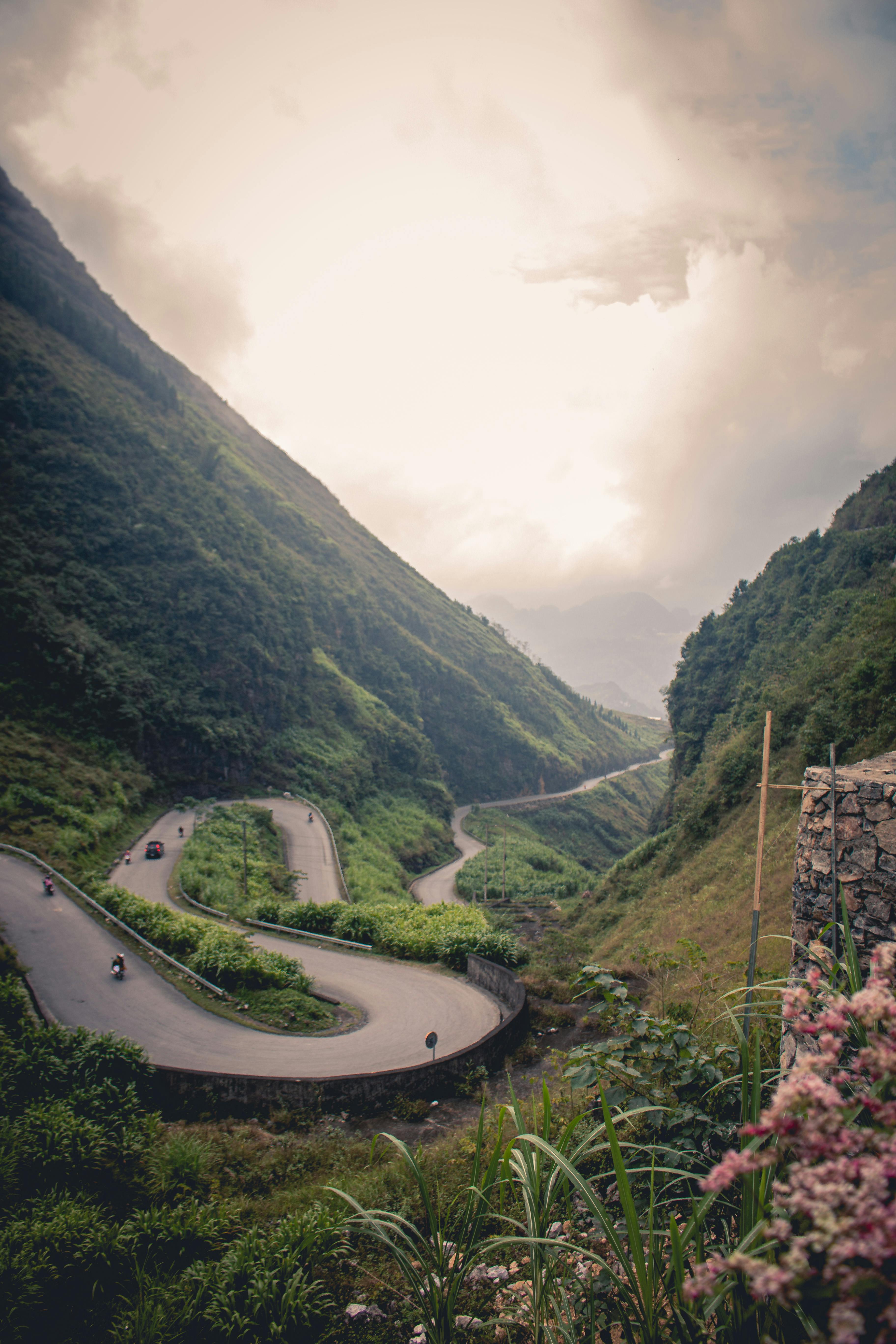 O Quy Ho Pass – Sapa to Mu Cang Chai private car route