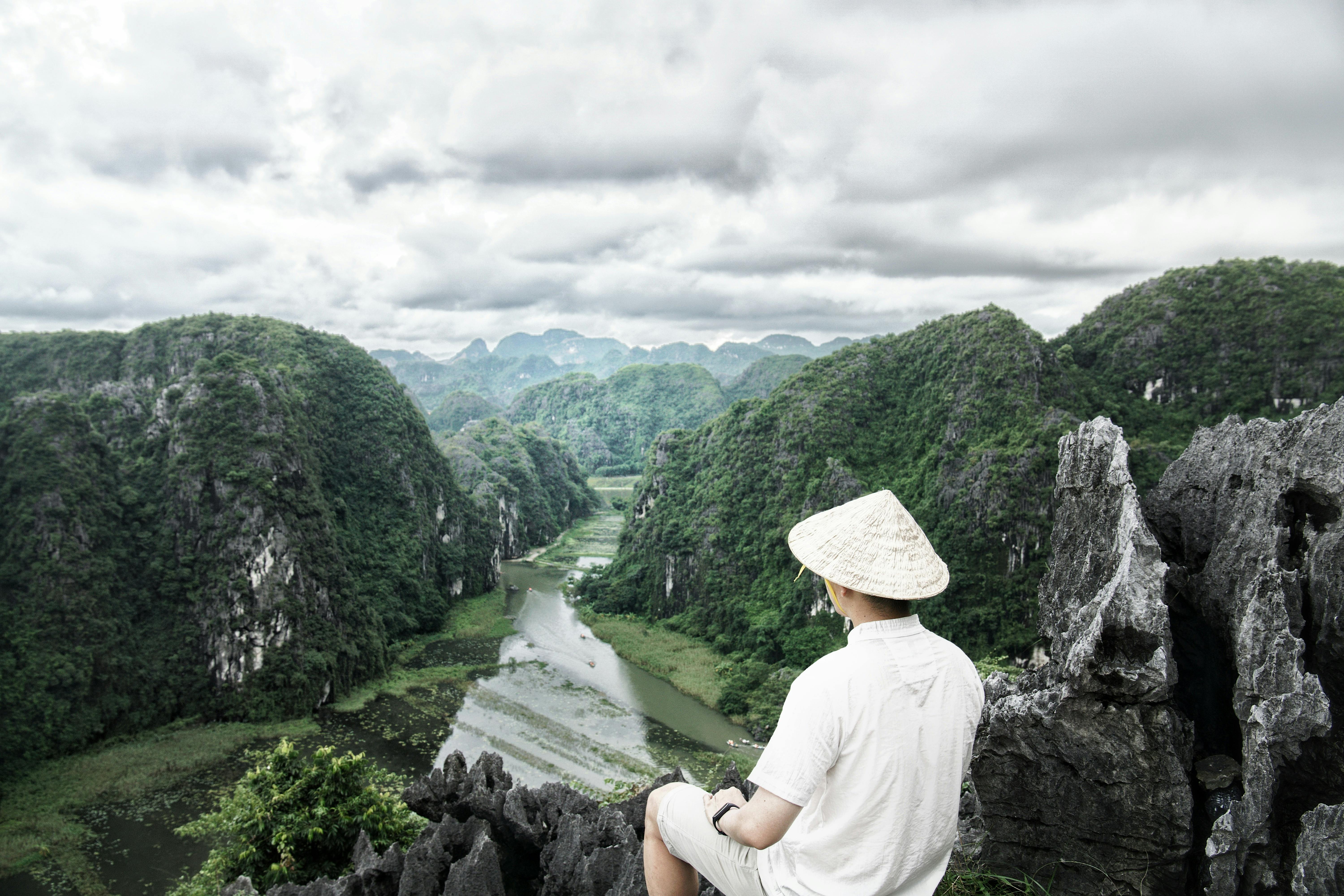 Trang An Landscape Complex Ninh Binh – arrival by private car from Sapa