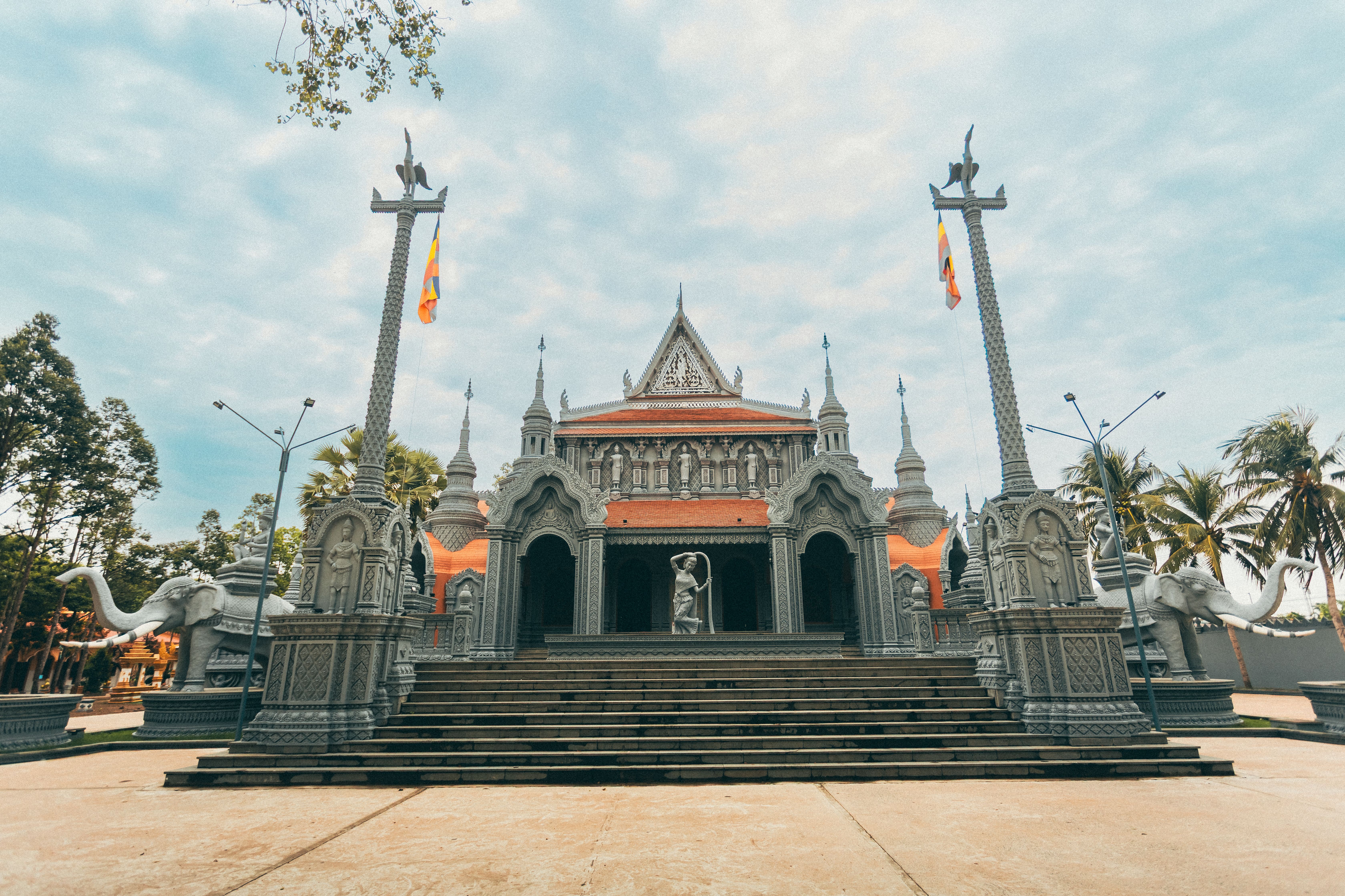 Private car from Vinh Long to Long Xuyen